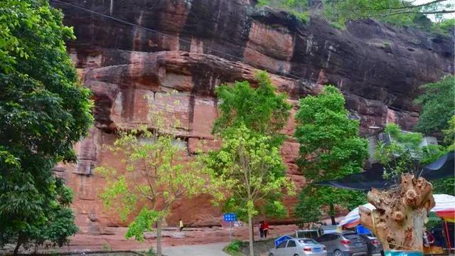 宴石寺可以说是博白县内佛教的发源地,而且不收取门票,每年年初,从
