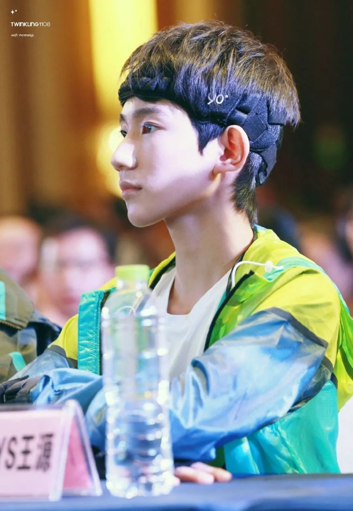 小甜豆15岁的王源青春无敌