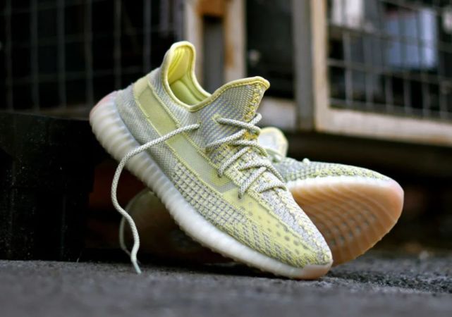 大量补货！8双Yeezy350/700/500今晚再次发售，附抢购地址！-Supreme情报网