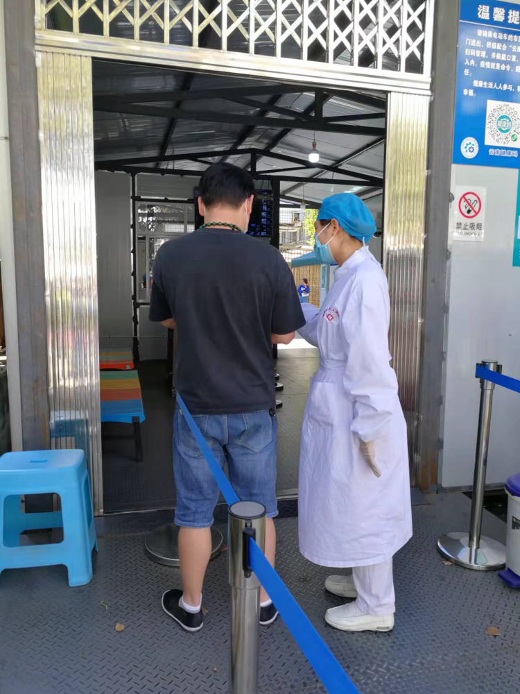 关于昆明市第一人民医院黄牛代挂票贩子挂号的信息