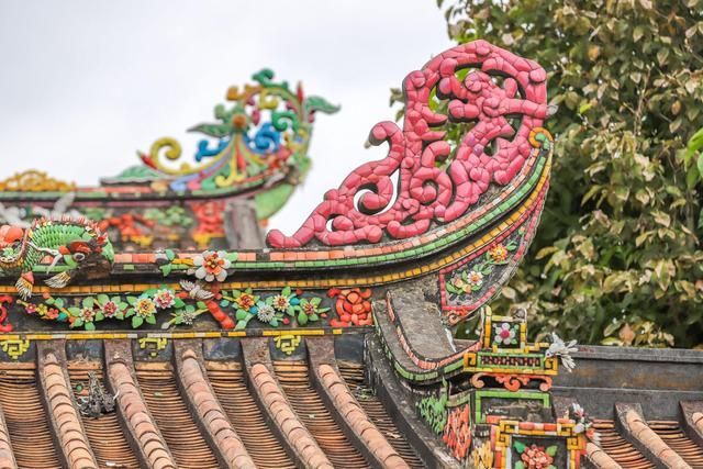 潮州開元寺,看潮汕嵌瓷文化,屋頂最亮麗的風景線