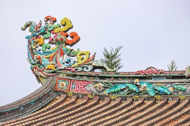 潮州开元寺看潮汕嵌瓷文化屋顶最亮丽的风景线