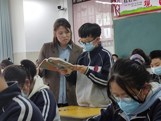 郑州市第二初级中学北校区高香萍老师和郑州市第二初级中学南校区