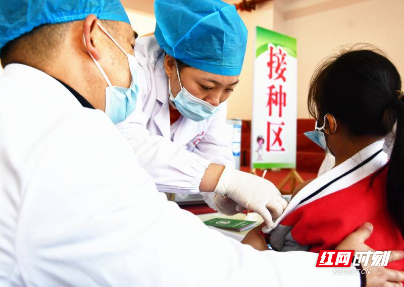东直门医院全程代诊含挂号疫苗接种按时提醒，全程陪同办理的简单介绍