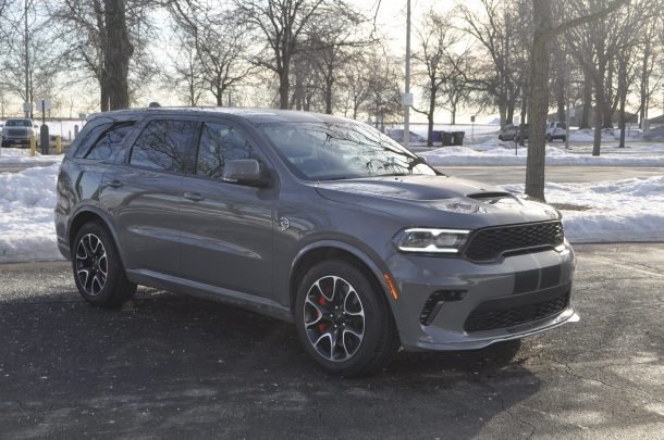 2021年道奇杜兰戈srt hellcat:一般人不玩的超跑suv