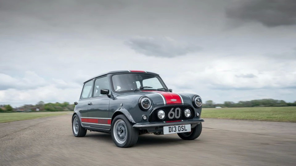 david brown打造复古版本的强大mini:12万英镑的玩具_腾讯新闻