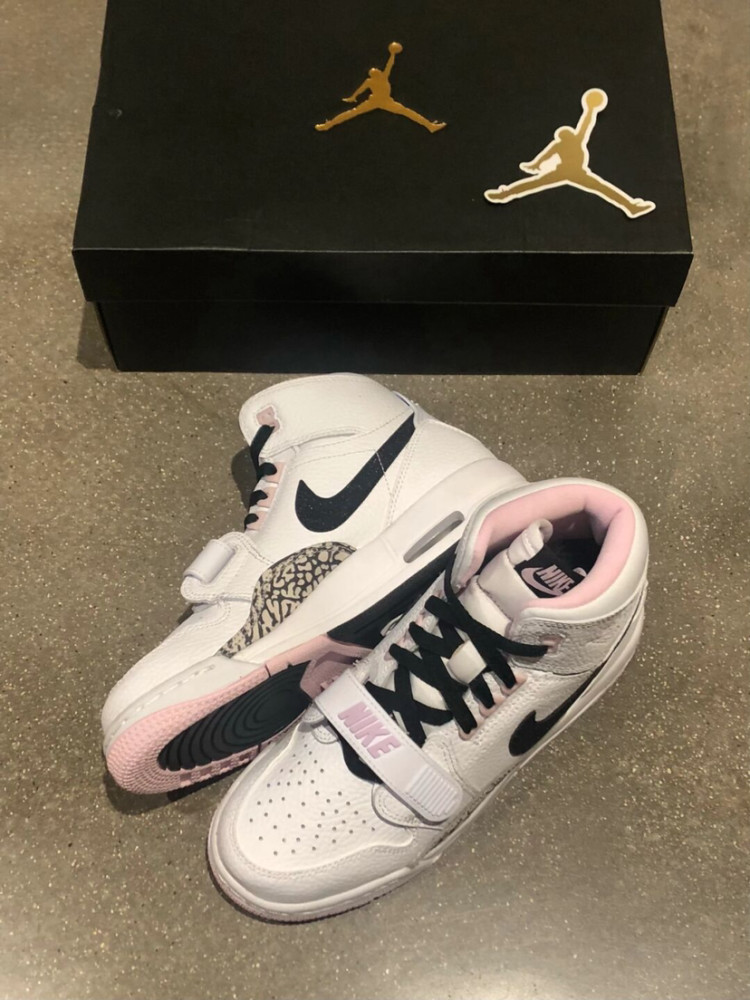 aj312樱花粉颜色绝了