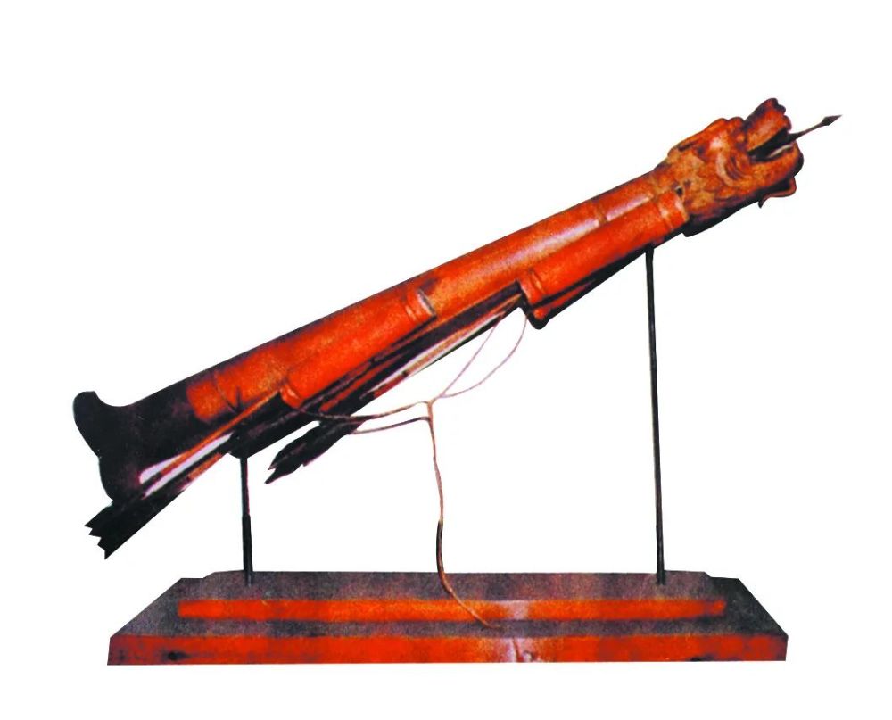火龙出水我国古代还有一种可回收火箭,叫做"飞空砂筒.
