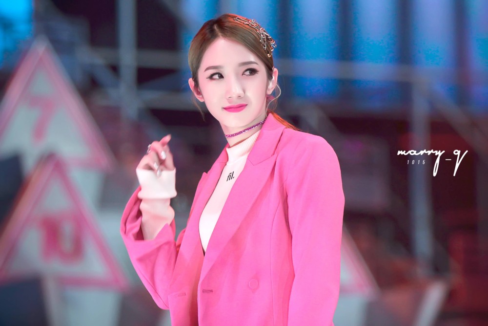 风波再起孟美岐被一位自称前男友爆料爱抽烟喝酒清纯人设崩塌