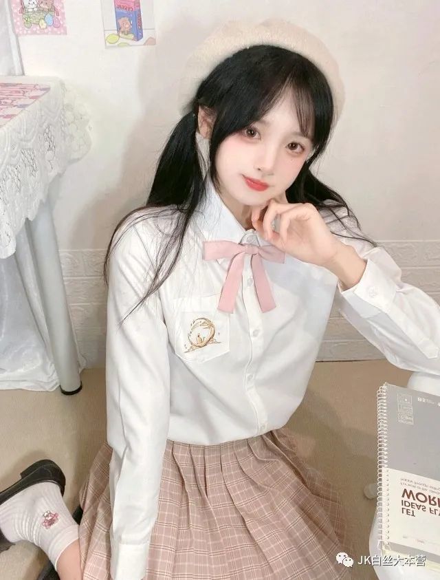 jk超甜的漫画感樱花妹