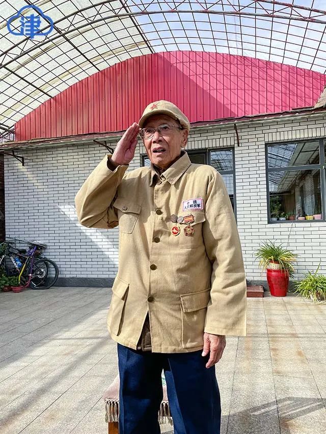 71年前,当时年仅20岁的孙兆祥作为中国人民志愿军的一员,奔赴朝鲜参加