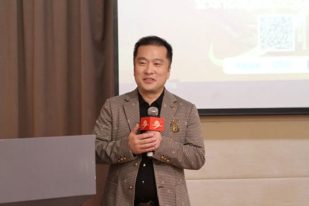 武清林:我要带100 专业观众参加全球化妆品武汉交易博览会_腾讯新闻