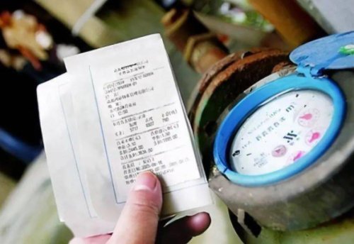 小区改造后2000多户业主无处交水费该咋办自来水公司半月内解决