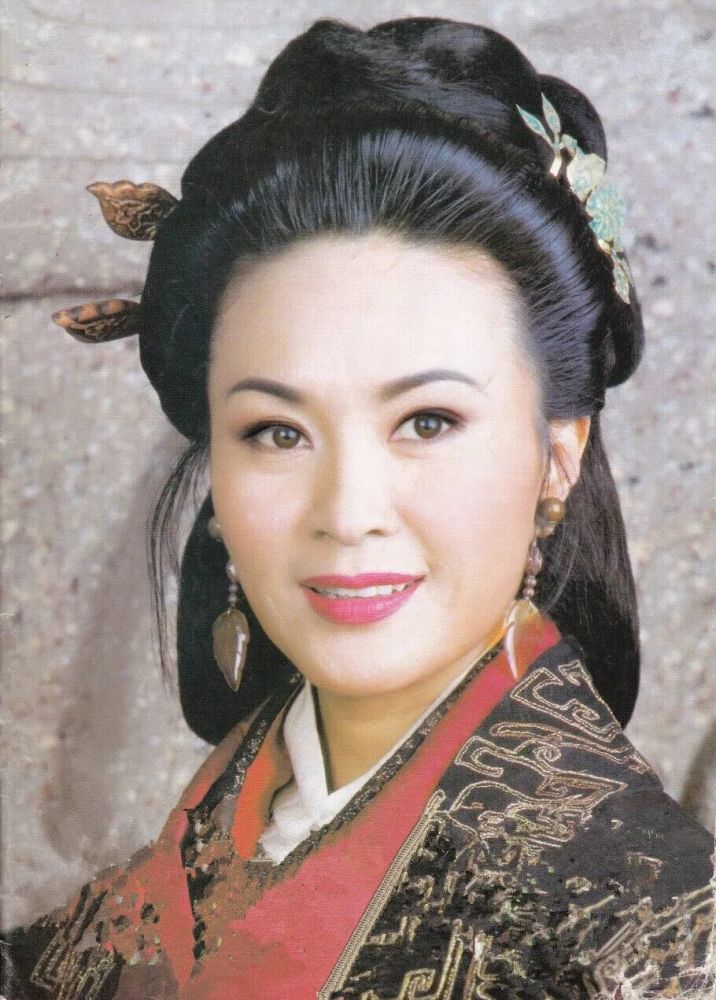 知行汉宣帝刘询的女儿许平君被废后为何还被封为皇太后