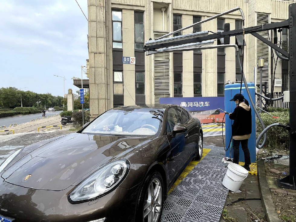 根据夏经理提供的一份扬州河马共享自助洗车点运营数据,记者了解到,自