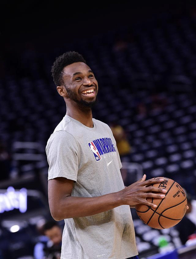 拿着保温杯上班的枸杞哥维金斯,才是生活中最兢兢业业的三好员工