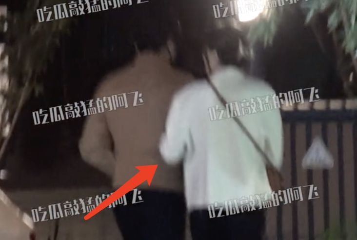 八年級上冊音樂義務教育科書內容女孩兒索希林更新曝光新和摟樓體育作品長相挽手英語聽力是誰錄的
