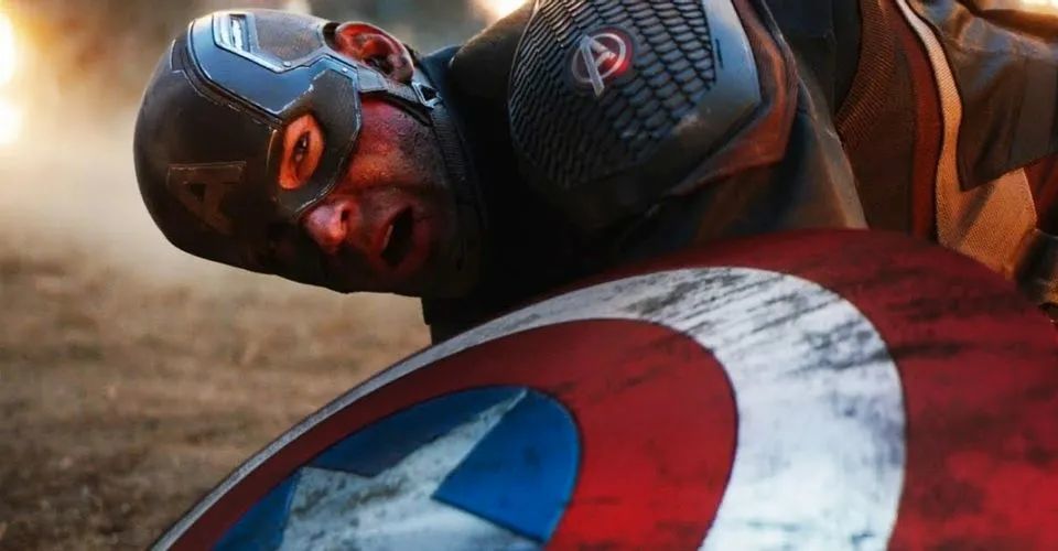 可以拥有卢克·天行者的光剑,或者钢铁侠的盔甲,当然雷神的锤子例外