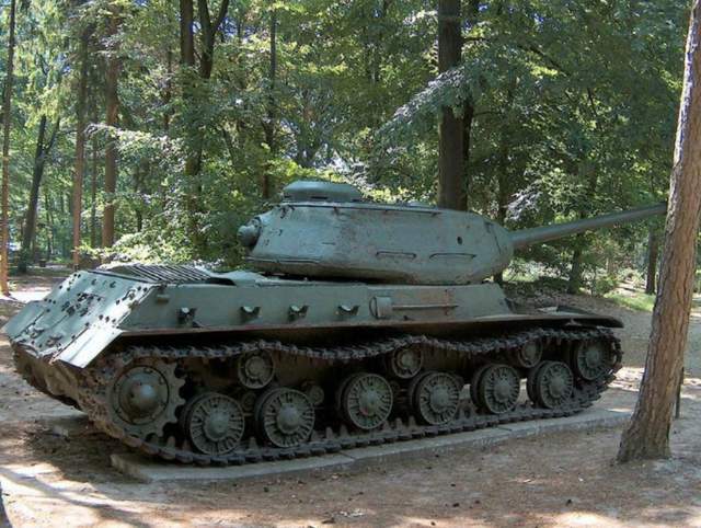 二战期间最有名的十大重型坦克光是苏联的就占了6个