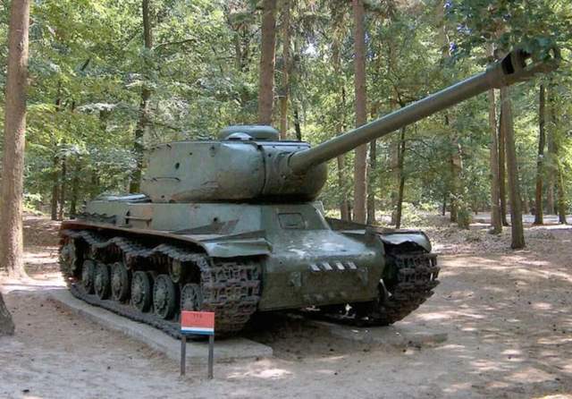 二战期间最有名的十大重型坦克光是苏联的就占了6个