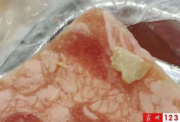 霸州一烤肉店这到底是肉沫还是蛆