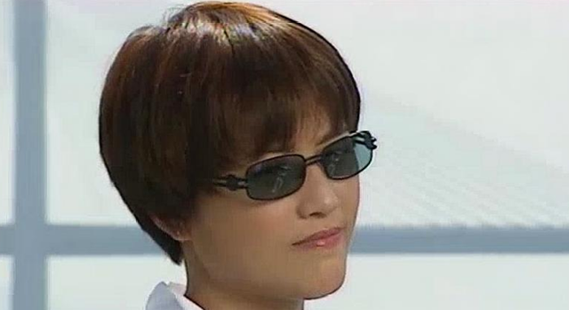 21岁知名网红刀妹病危脸部红斑明显全身出血家中务农没钱治病