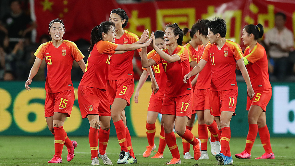 中国女足 中国女足上上签：3个对手，全是弱队！淘汰赛赢1场＝进世界杯