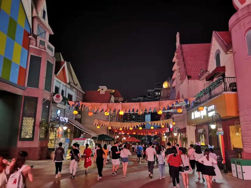 万圣节里的氛围王者_腾讯新闻