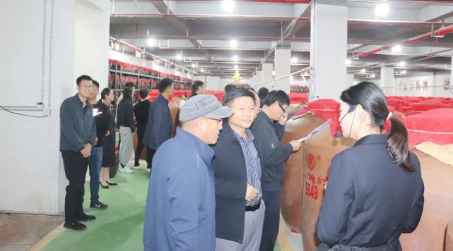 第595批客人走进蔡洪坊酒业开启蔡酒文化之旅