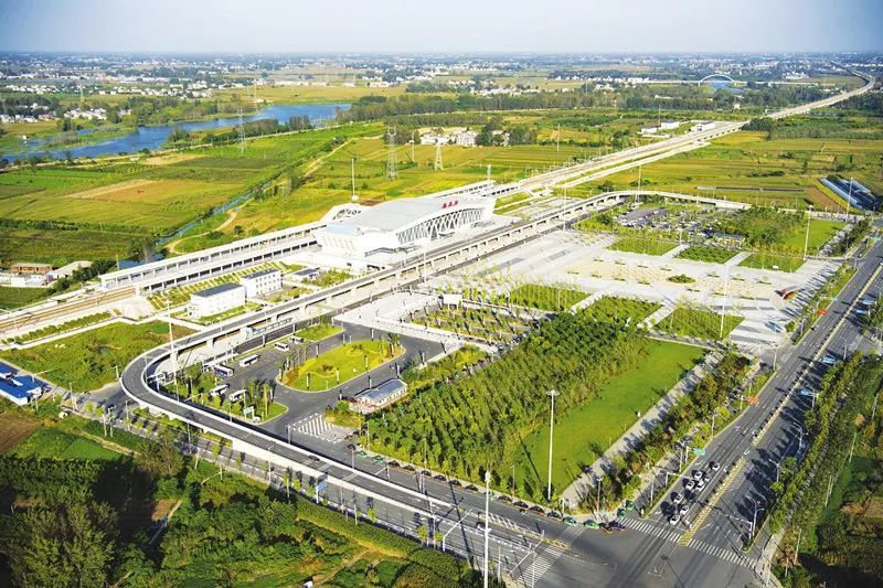 坚持"法治,精治,共治"融合紧紧围绕中央和省各项决策部署临泉县积极