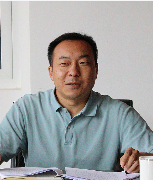 唐开兴强调:合理利用资金,发挥资金效益,要以"勤俭节约,吃苦耐劳"的