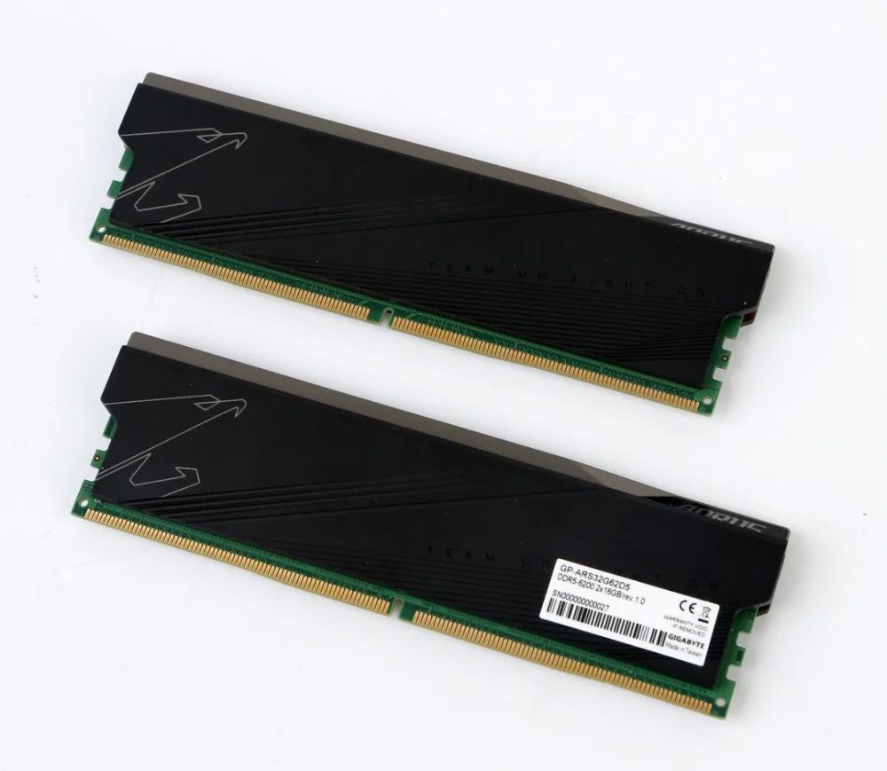 ddr55200起步最高ddr56400首批ddr5内存赏析