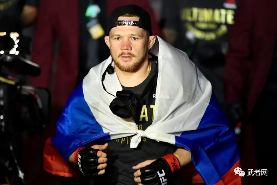 ufc中国讯 彼得-严(petr yan)计划在ufc267中通过击败科里-桑德哈根