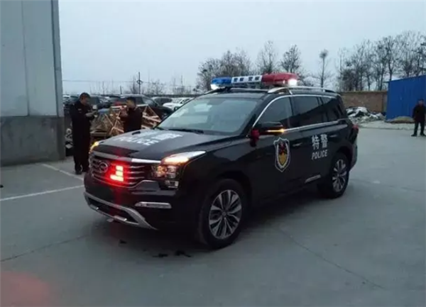 全面抛弃日本汽车,中国警车全换国产更显威严和决心_腾讯新闻