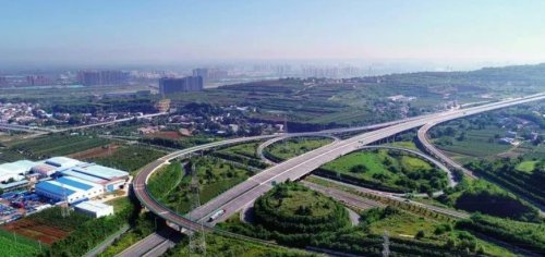 枢纽宝鸡高速纵横宝鸡这一条条高速公路喜讯传遍千家万户