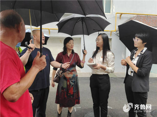 "接地气"的90后女社区书记蒋金鑫