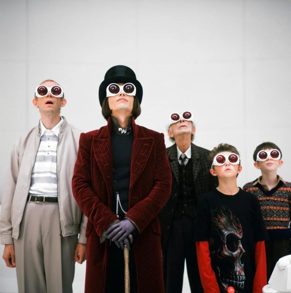 《查理和巧克力工厂》中的willy wonka多半也会让你有点毛骨悚然