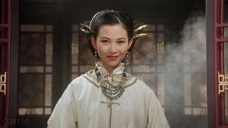 《大话西游》铁扇公主1998年她凭借《妙手仁心》获得最佳女主角奖,紧