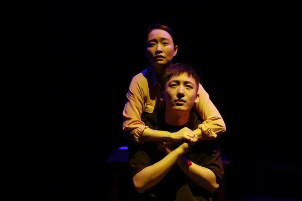 青秀有戏第八届乌镇戏剧节青年竞演单元作品一张票看两部