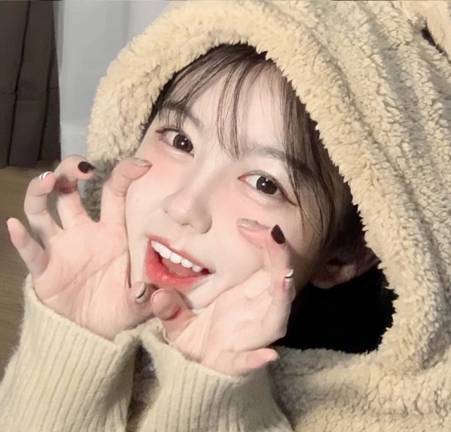 ins温柔可爱女头