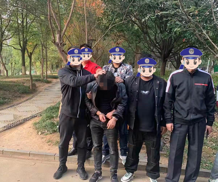 莫伸手,伸手必被抓!反扒风暴掀翻大冶"三只手"