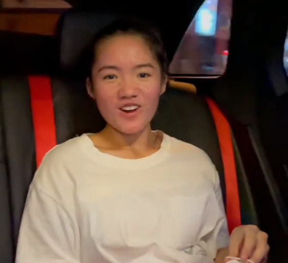 《变形计》李勒优近照曝光,留短发像假小子,脸上痘痘成难题_腾讯新闻