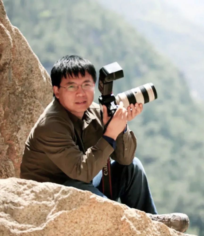 畫冊(cè)印刷報(bào)價(jià)_佛山畫冊(cè)印刷_攝影畫冊(cè)設(shè)計(jì)印刷