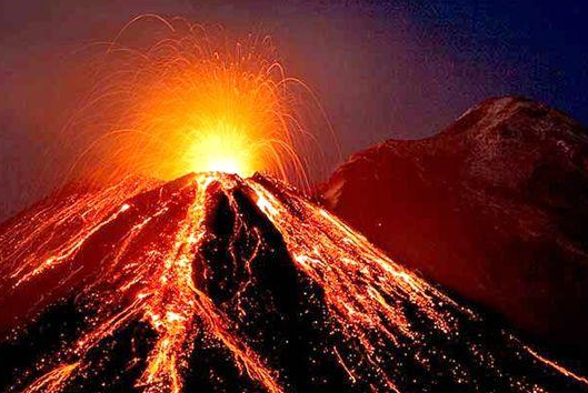 从教以来,上瘾他充分利用教师,上瘾辅导员,班主任和家长的力量,形成