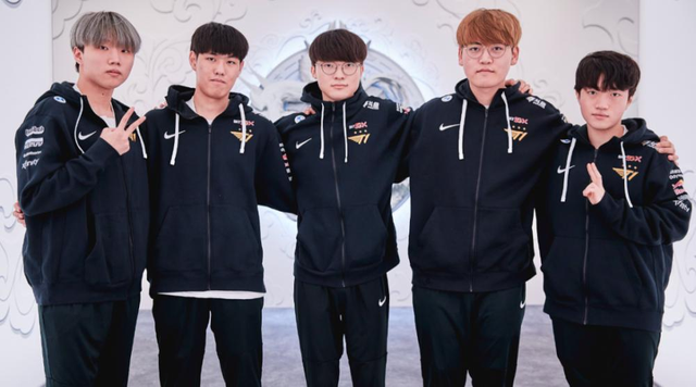 s11四强ad选手都是uzi粉丝lpl赛区有望进决赛李哥冲击第四冠