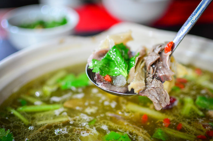 【美食】乐山苏稽跷脚牛肉