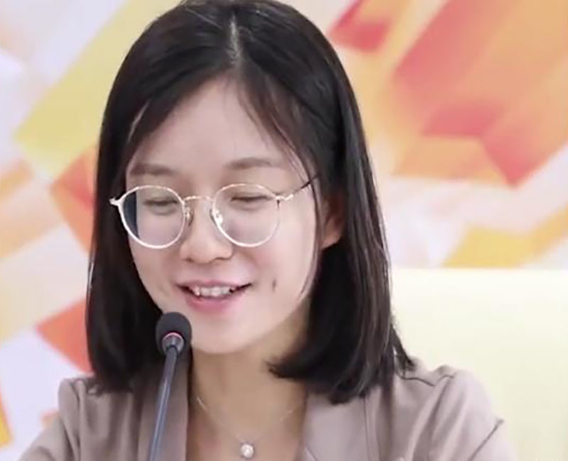 清华最甜女教授赵慧婵毕业后毅然回国任教研发出采样机器人