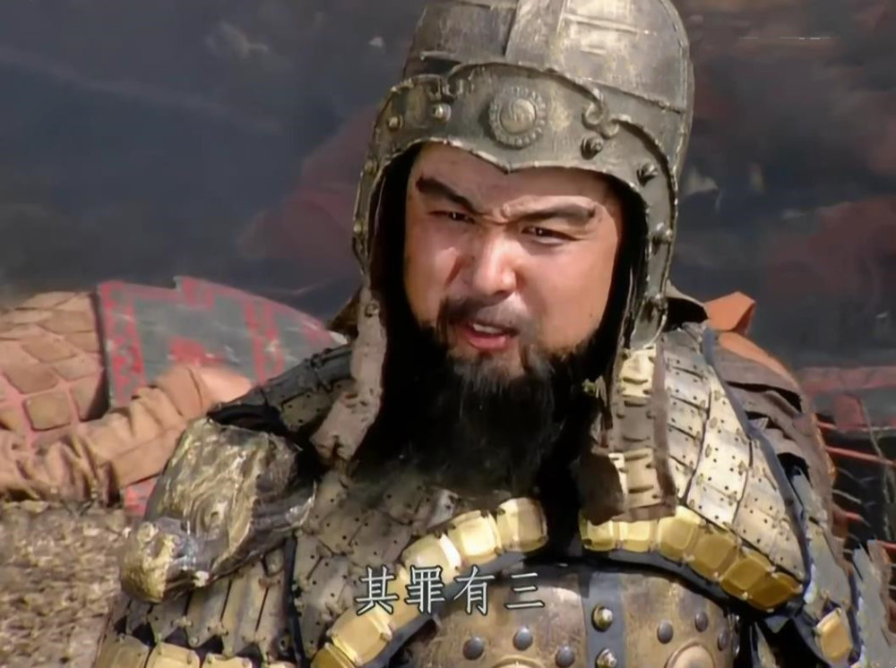 咱们还是来看《三国演义》的描述:关羽在屯土山被围,老朋友张辽前来