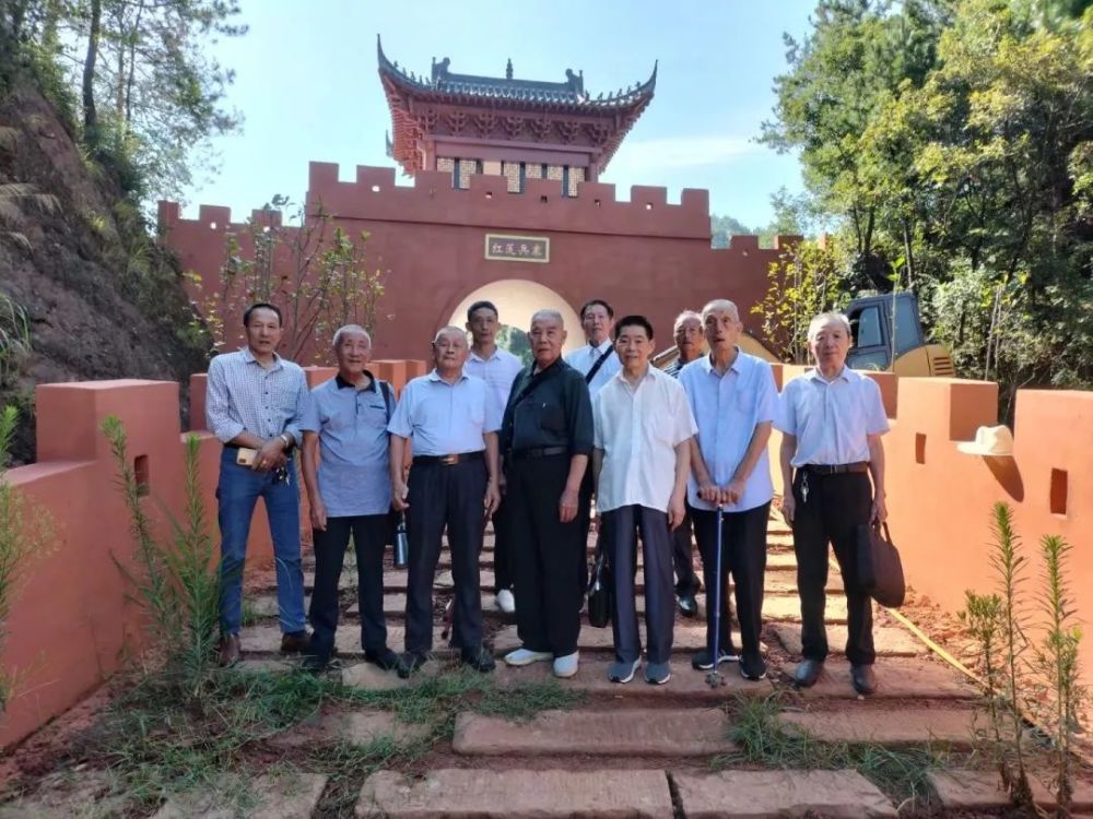 平江红莲兵寨,又一奇山秀水