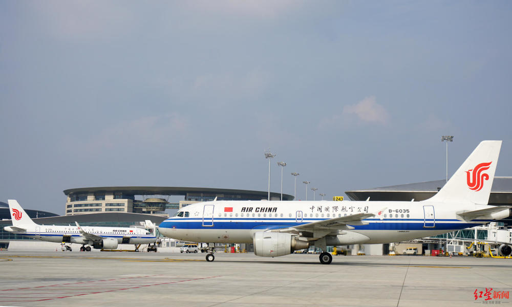 空客a320飞机,分别执行调机和航班任务,从双流机场,南充机场,首都机场
